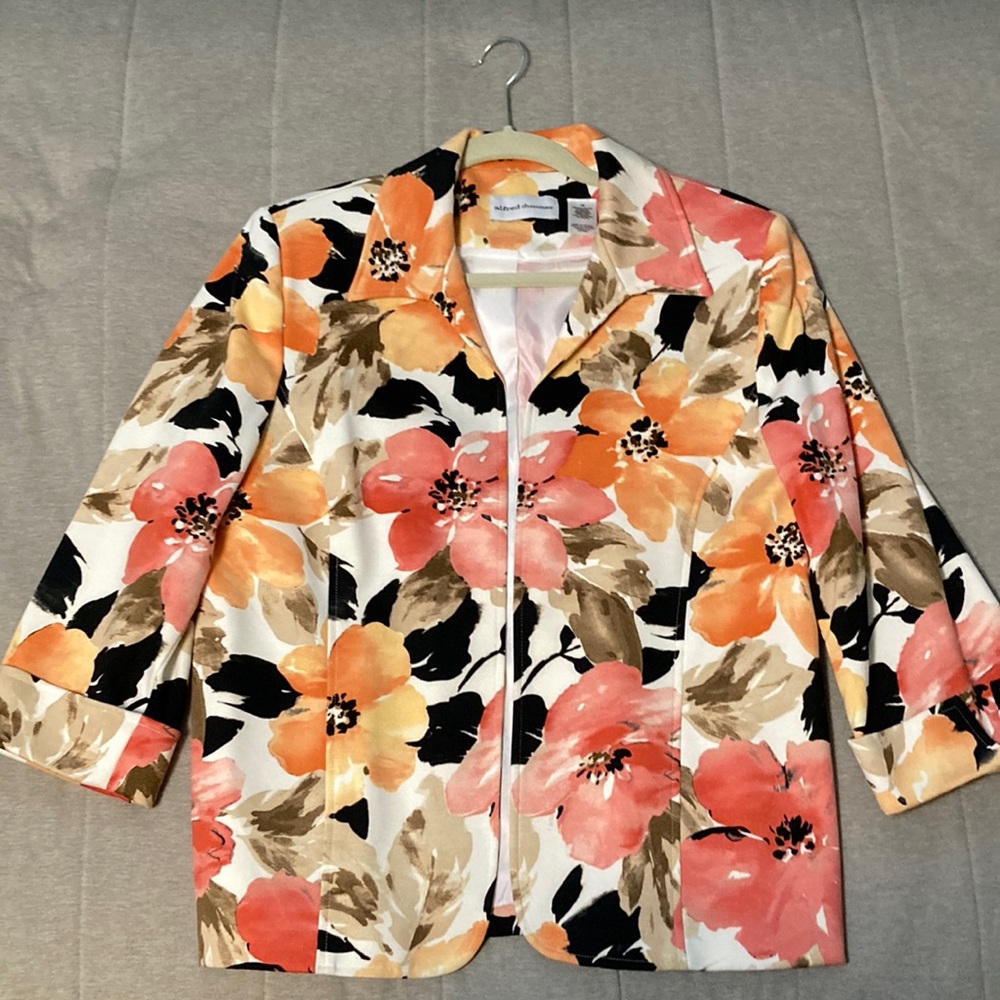 Woman’s blazer